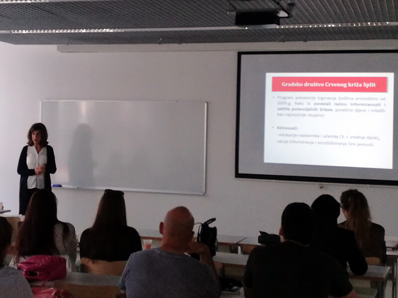 Prepoznaj i spasi me (1)